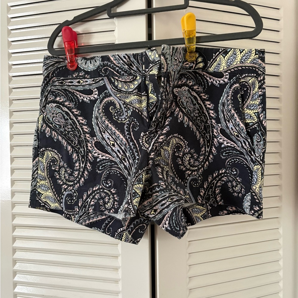 Banana Republic Black Paisley Women's Shorts